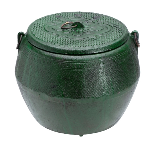 Récipients pour l'extinction et le stockage du binchotan