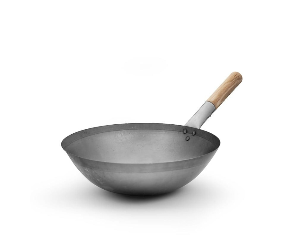 Wok en acier carbone 36 cm avec manche en bois (fond rond) dans le groupe Cuisine / Poêle à frire / Wok l\'adresse The Kitchen Lab (1069-16933)