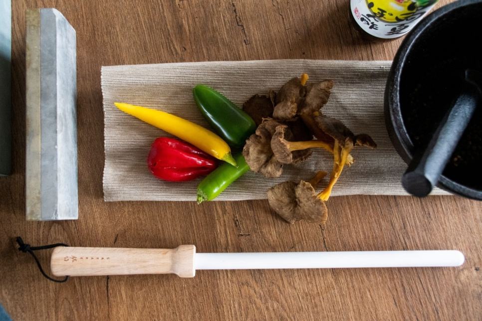 Pierre à aiguiser en céramique, 24 cm - Satake