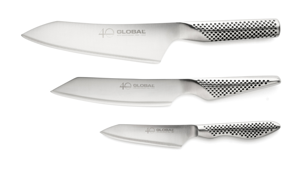 Knifeset, G-4, GS-58, GS-110, 40 year anniversary - Global dans le groupe Cuisine / Couteaux de cuisine / Couteaux de chef l\'adresse The Kitchen Lab (1073-29592)