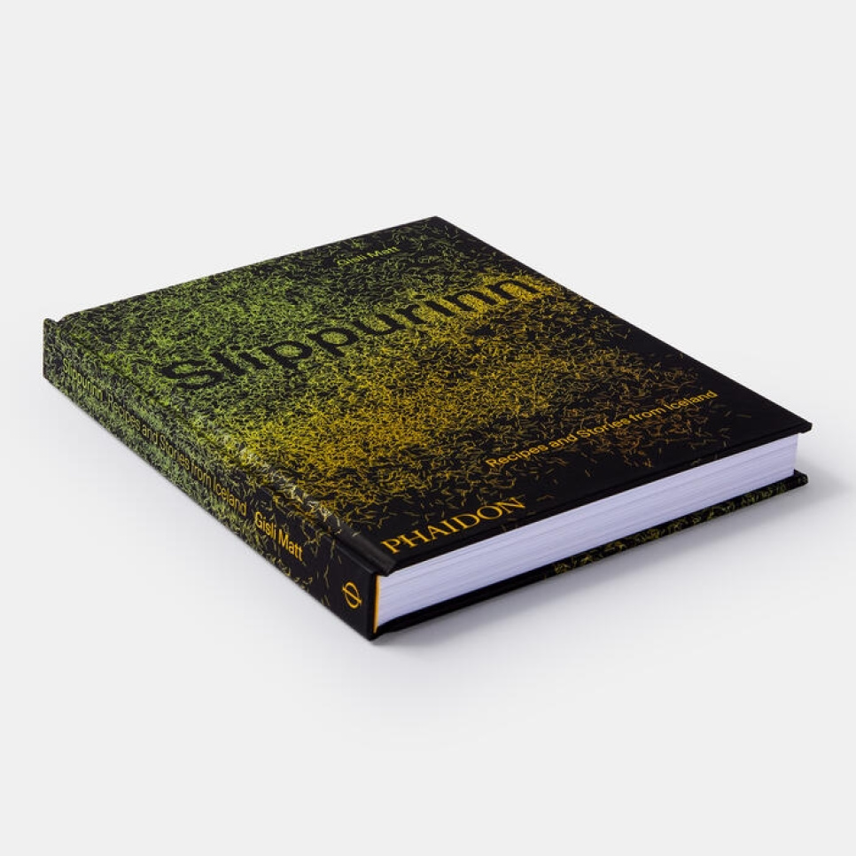 Slip urine: Recipes and Stories from Iceland de Gísli Matt dans le groupe Cuisine / Livres de cuisine / Cuisines nationales et régionales / Les pays nordiques l\'adresse The Kitchen Lab (1399-25371)