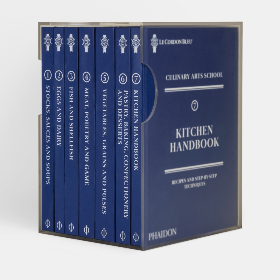 Le Cordon Bleu Culinary Arts School: Volumes 1-7 dans le groupe Cuisine / Livres de cuisine / Cuisines & Cultures / France l\'adresse The Kitchen Lab (1399-36355)
