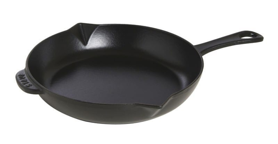 Poêle en fonte, 26 cm - Staub dans le groupe Cuisine / Poêle à frire / Poêles à frire l\'adresse The Kitchen Lab (1418-12950)