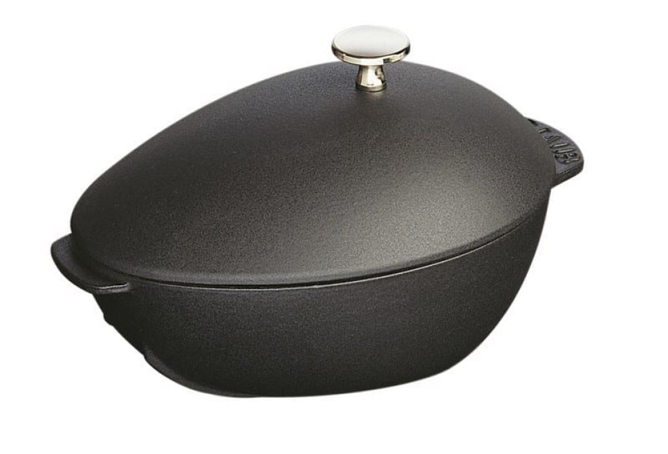 Marmite à moules en fonte 25 cm, noire - Staub dans le groupe Cuisine / Casseroles et poêles / Casseroles l\'adresse The Kitchen Lab (1418-12970)