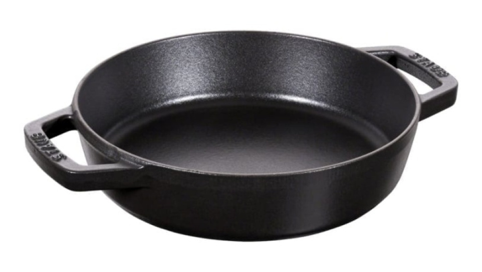 Sauteuse à deux anses, noire - Staub dans le groupe Cuisine / Poêle à frire / Sauteuse l\'adresse The Kitchen Lab (1418-17682)