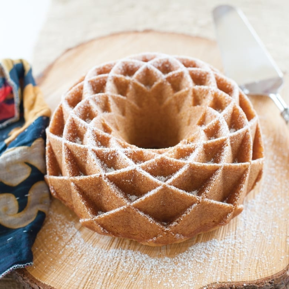 Moule à gâteau Jubilee Bundt - Nordic Ware