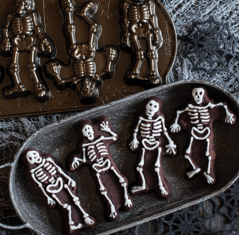 Moule à gâteau, Spooky Skeleton Cakelet Pan - Nordic Ware