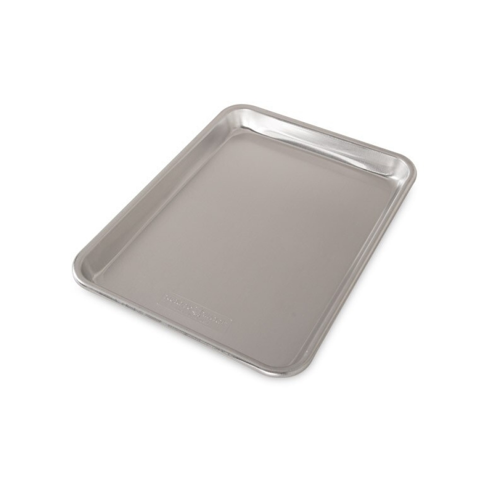 Plaque à pâtisserie en aluminium, quart de feu, naturels - Nordic Ware dans le groupe Cuisine / Plats de cuisson et produits GastroNorms / Plaques et plats à cuisson l\'adresse The Kitchen Lab (1422-27578)