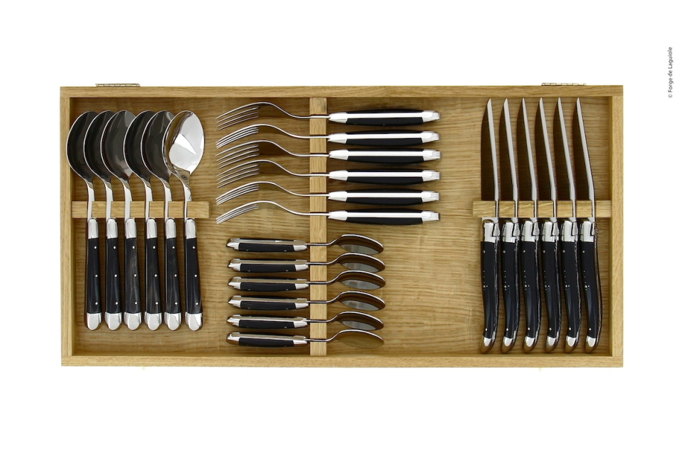 Ensemble de couverts 03, manches corne foncée, polis, Tradition - Forge de Laguiole