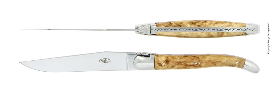 Deux couteaux, manche en bouleau, poli, Tradition - Forge de Laguiole dans le groupe Arts de la table / Couverts / Couteaux l\'adresse The Kitchen Lab (1446-32888)