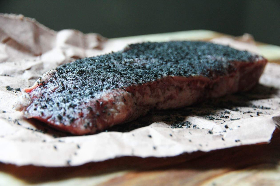 Hardcore Carnivore Black, frotter pour boeuf/rôti/BBQ, 369 g - Jess Pryles