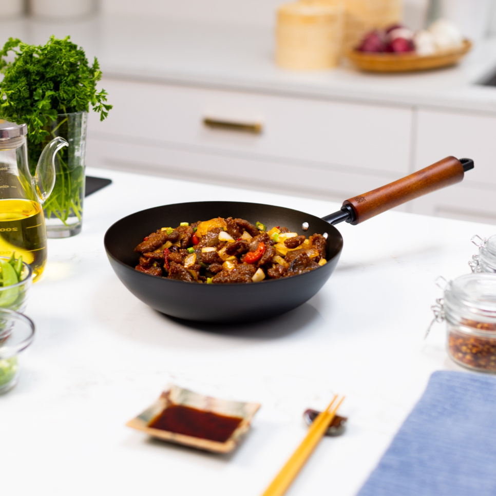 Poêle Stir Fry en acier au carbone, culottée - Joyce Chen