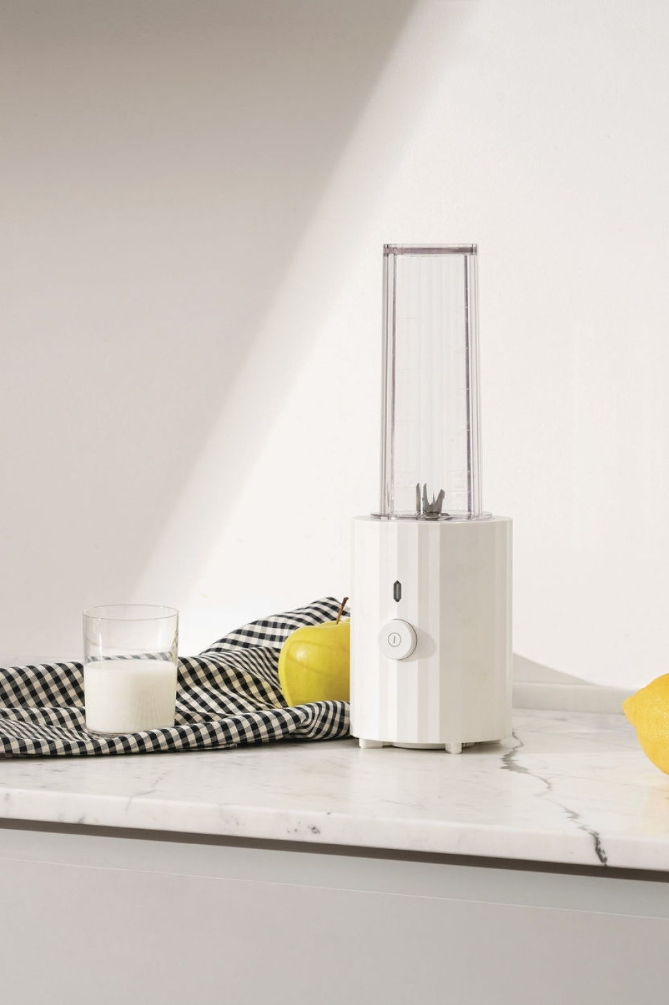 Blender / Mini Mixeur personnel, plissé, blanc - Alessi