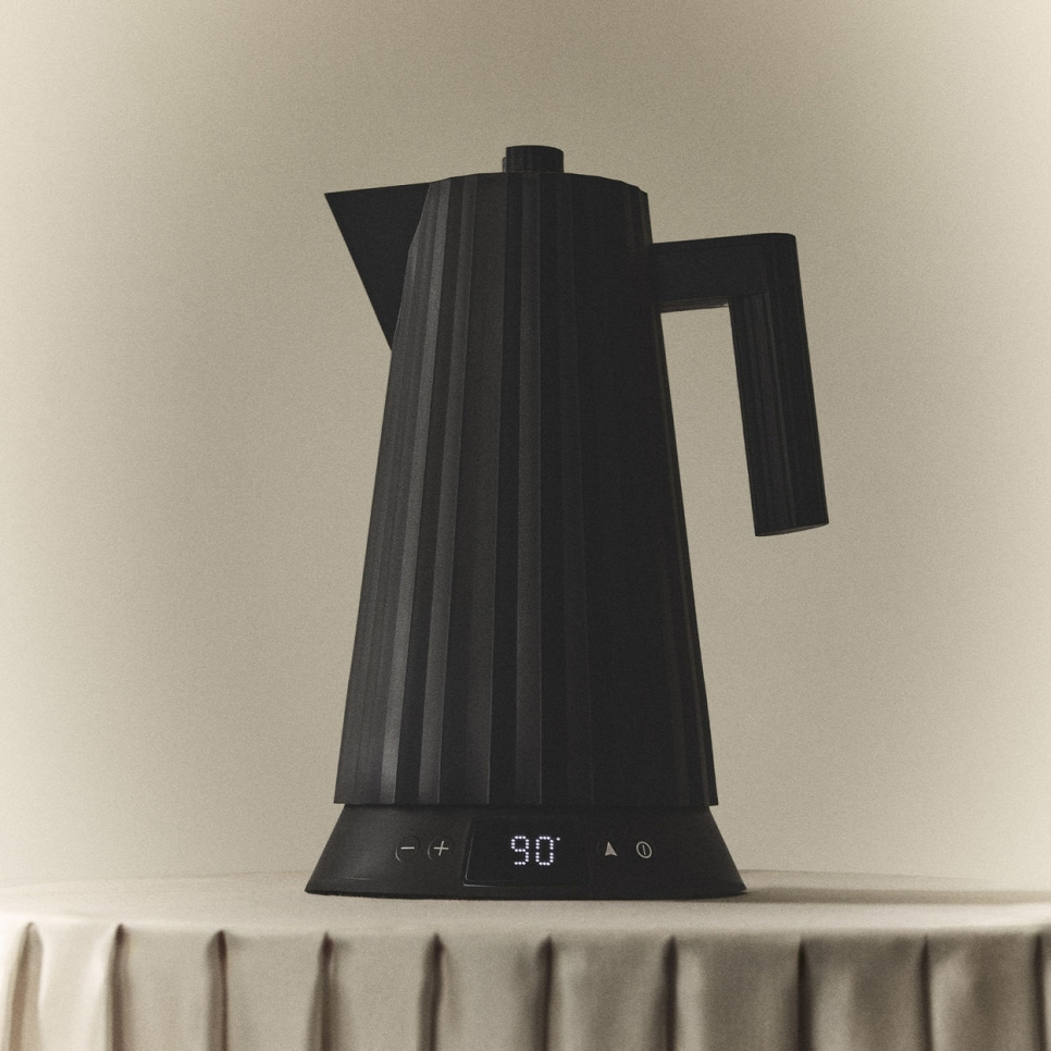 Bouilloire avec contrôle de la température, Plissé, Noir - Alessi