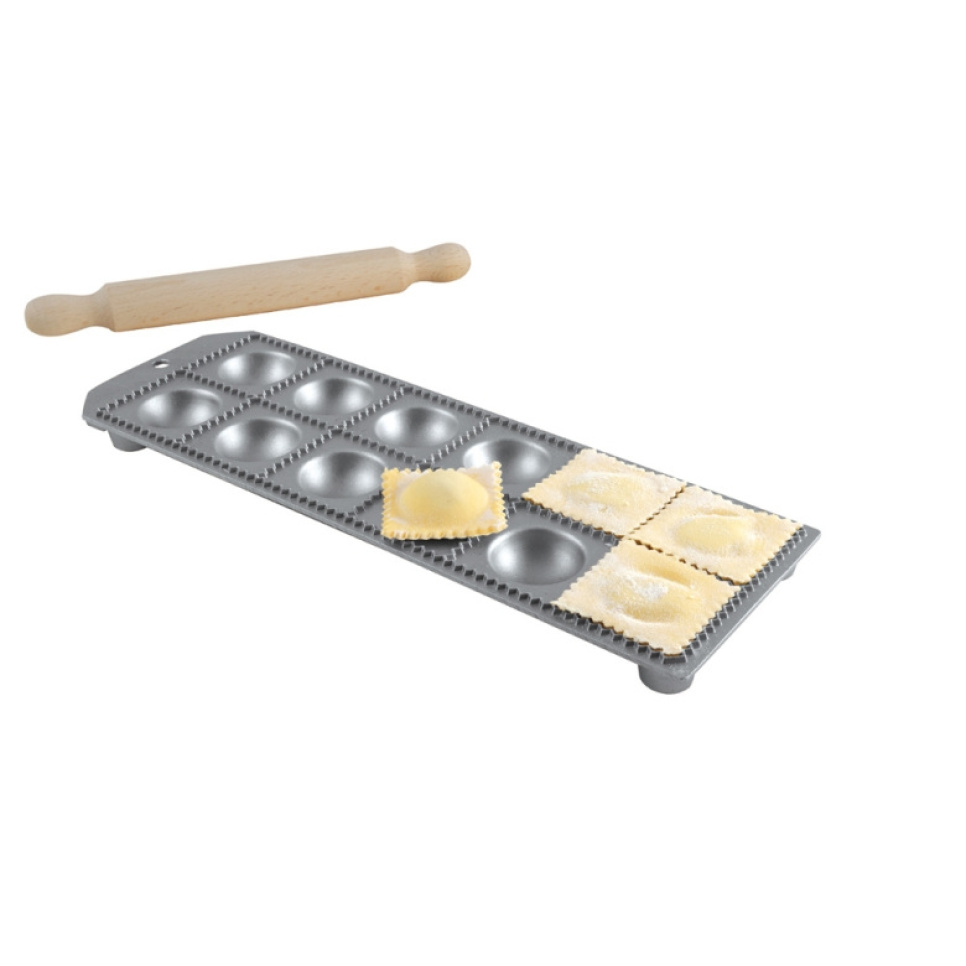 Moule à raviolis avec rouleau à pâtisserie, 12 pièces - Eppicotispai dans le groupe Électroménager / Autre Électroménager / Machines à pâtes l\'adresse The Kitchen Lab (1524-29476)