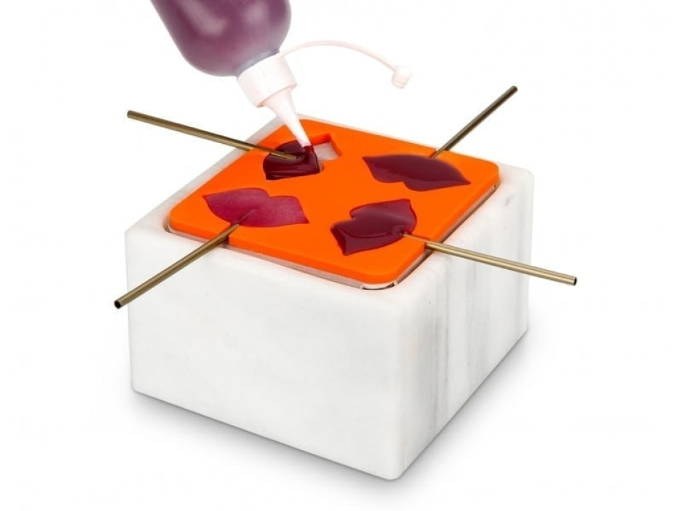 Moule en silicone, lèvres de Lollipop - 100% Chef dans le groupe Pâtisserie / Moules / Moules en silicone l\'adresse The Kitchen Lab (1532-14988)