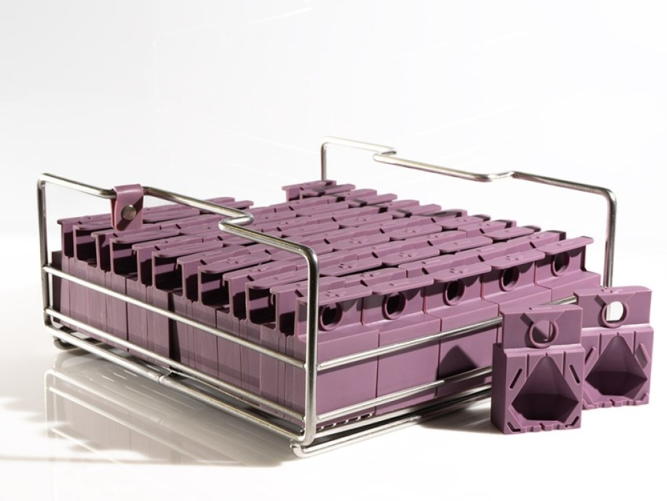 Jeu de 30 moules en silicone, 6 x 5 cm Diamant pour Machine à glace claire Alinia - 100% Chef dans le groupe Électroménager / Conserver au frais et congeler / Machines à glaçons l\'adresse The Kitchen Lab (1532-31048)
