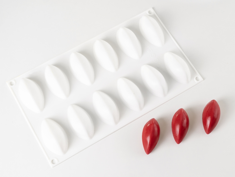 Moule en silicone pour décoration, Quenelle - 100% Chef dans le groupe Pâtisserie / Moules / Moules en silicone l\'adresse The Kitchen Lab (1532-31085)