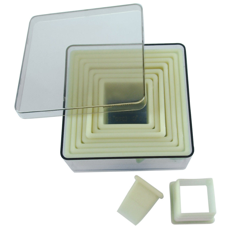 Extracteurs carrés, 9 pack - de Buyer dans le groupe Pâtisserie / Ustensiles à pâtisserie / Coupe-pâte et emporte-pièce l\'adresse The Kitchen Lab (1602-15605)