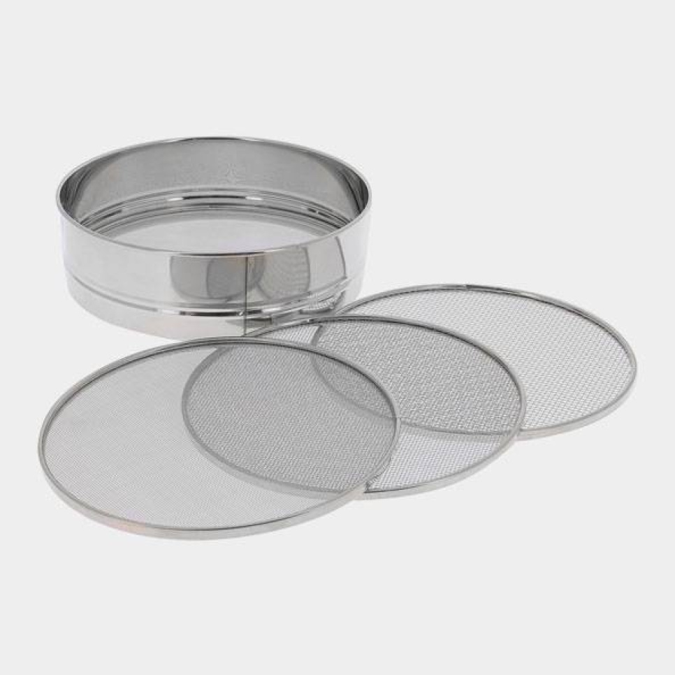 Tamis à farine avec quatre filets amovibles, 21 cm - De Buyer dans le groupe Pâtisserie / Ustensiles à pâtisserie / Tamis à farine l\'adresse The Kitchen Lab (1602-15617)