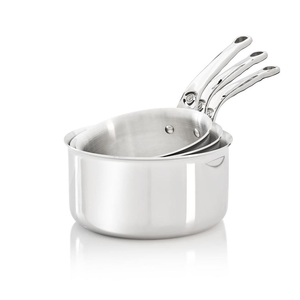 Situé avec des pots, 16 cm, 18 cm et 20 cm, affinité - de Buyer dans le groupe Cuisine / Casseroles et poêles / Poêles l\'adresse The Kitchen Lab (1602-19394)