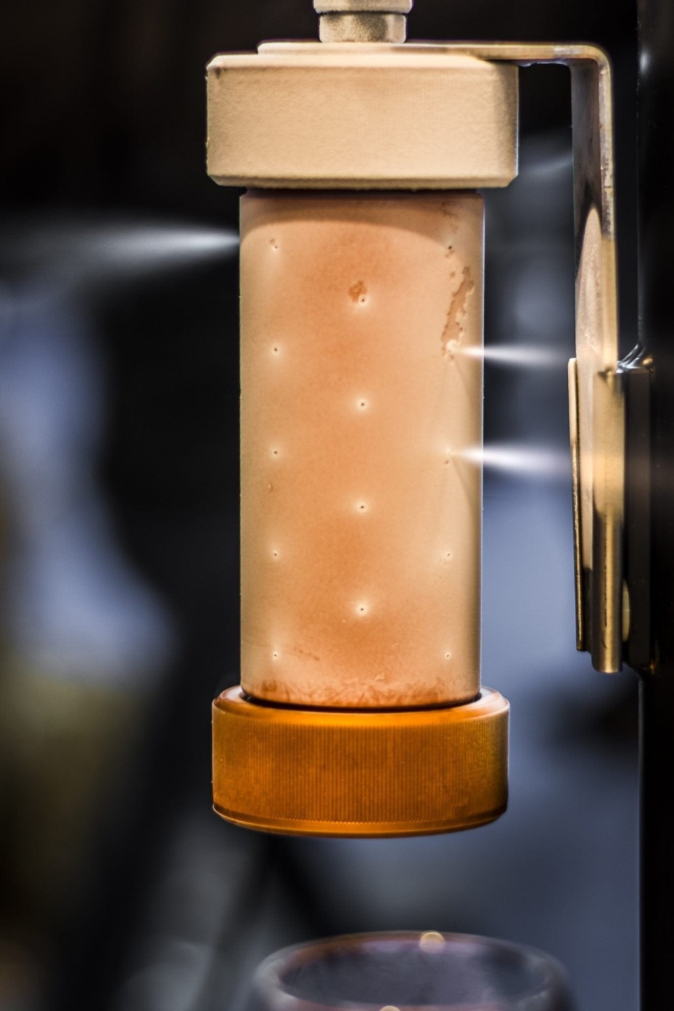 Additif pour faire de la glace carbonatée - IceBerg dans le groupe Cocktails et Vin / Équipement à cocktail / Autre équipement à cocktail l\'adresse The Kitchen Lab (1695-16887)