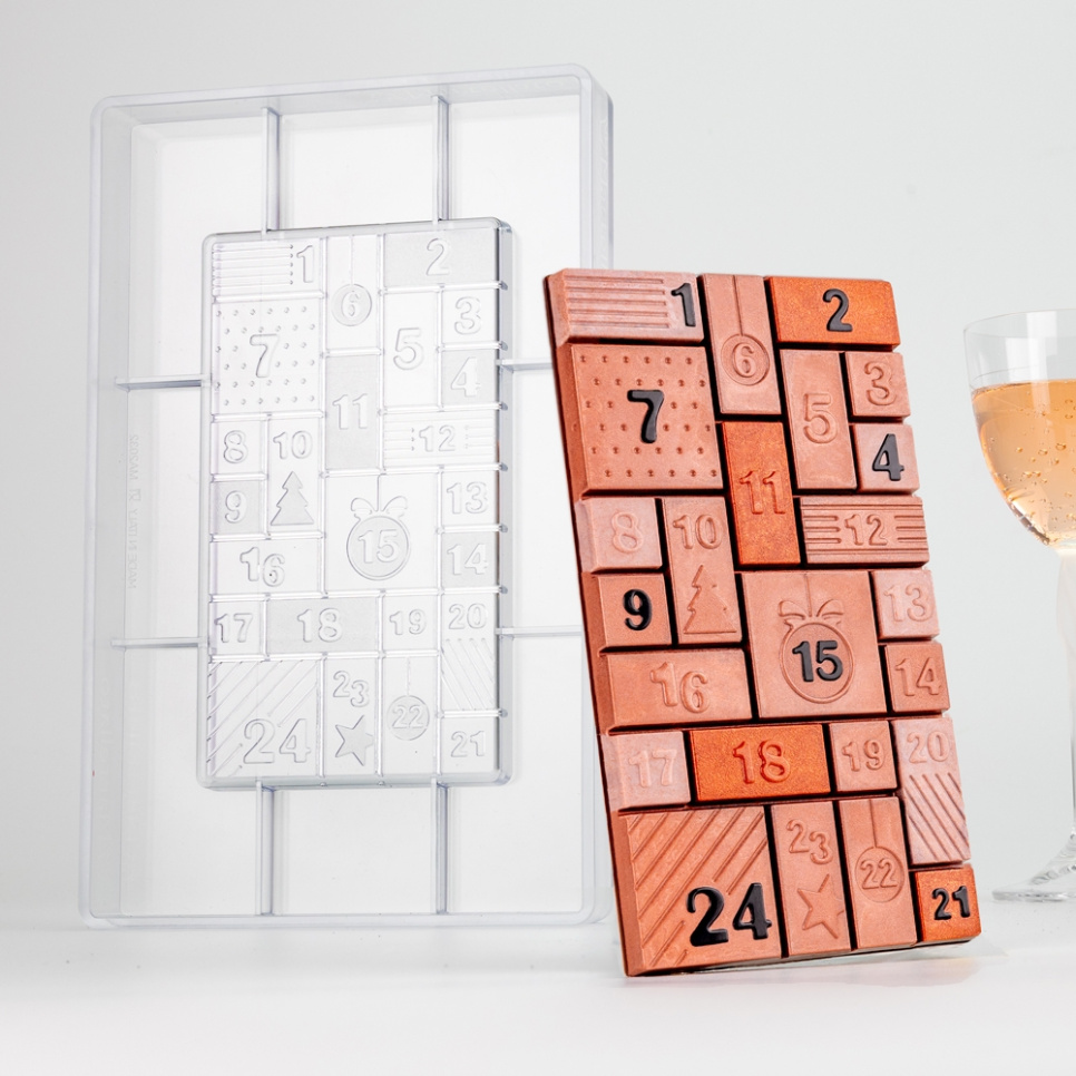 Calendrier de l\'Avent en boîte à gâteaux au chocolat avec 24 pièces - Martellato dans le groupe Pâtisserie / Moules / Moules à chocolats l\'adresse The Kitchen Lab (1710-29060)