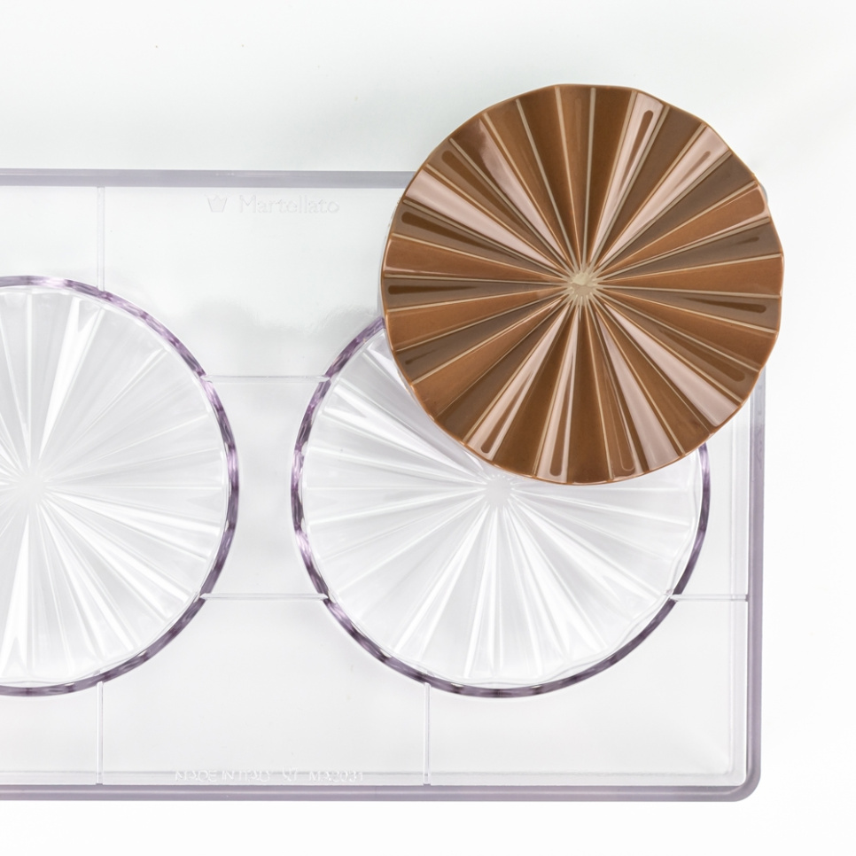 Moule à chocolat, plissé, 21MA2031 - Martellato dans le groupe Pâtisserie / Moules / Moules à chocolats l\'adresse The Kitchen Lab (1710-29062)