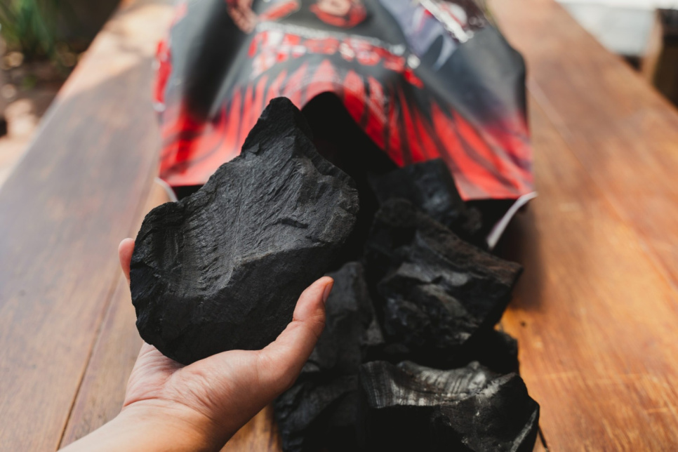 Charbon de bois pour barbecue, Chunx XL - Charbon de bois dur, 15,88 kg - Jealous Devil