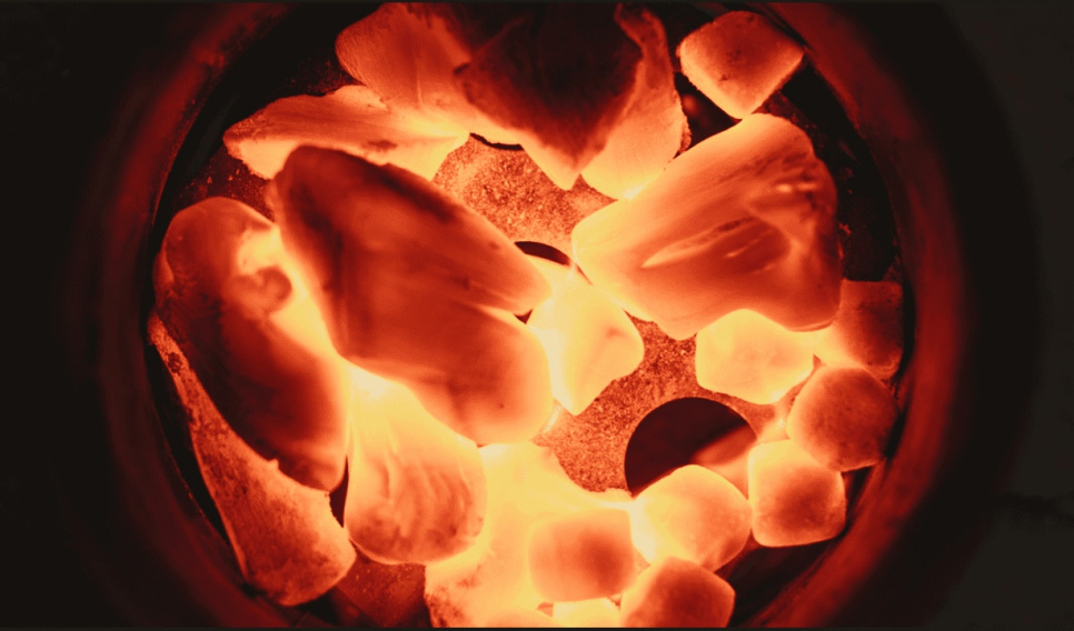 Charbon de bois pour barbecue, Onyx Binchotan, 9.07kg - Jealous Devil