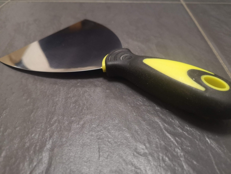 Grattoir pâte & friture - Gourmetstål dans le groupe Pâtisserie / Ustensiles à pâtisserie / Coupe-pâte et couteaux à pâte l\'adresse The Kitchen Lab (1783-24435)