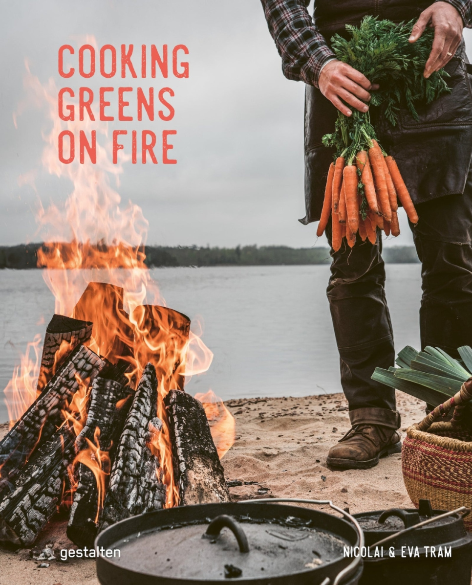 Cooking Greens On Fire - Nicolai & Eva Tram dans le groupe Cuisine / Livres de cuisine / Griller et fumer l\'adresse The Kitchen Lab (1987-29346)