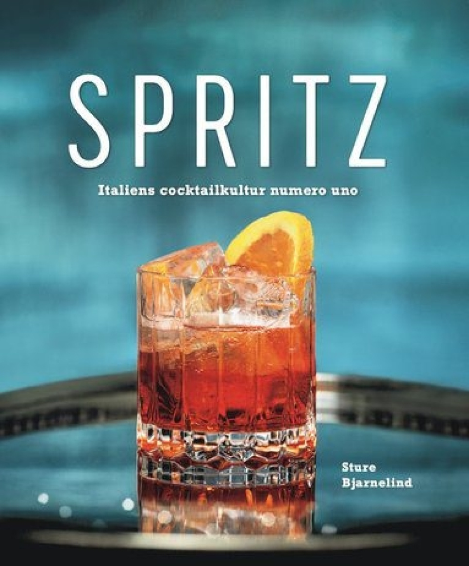 SPRITZ - Italy\'s cocktail culture numero uno dans le groupe Cuisine / Livres de cuisine / Boissons et cocktails l\'adresse The Kitchen Lab (2087-27051)