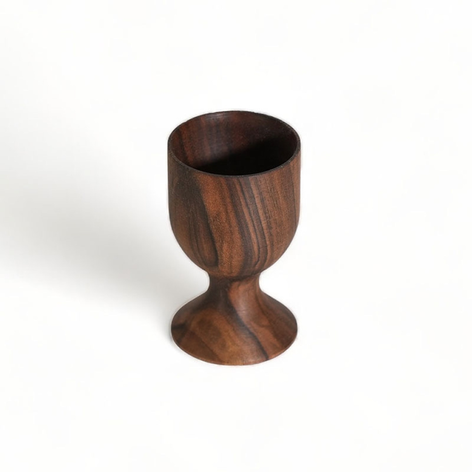 Coquetier en noyer - AT-Line dans le groupe Arts de la table / Autre pour les arts de la table et service / Coquetiers l\'adresse The Kitchen Lab (2212-30600)