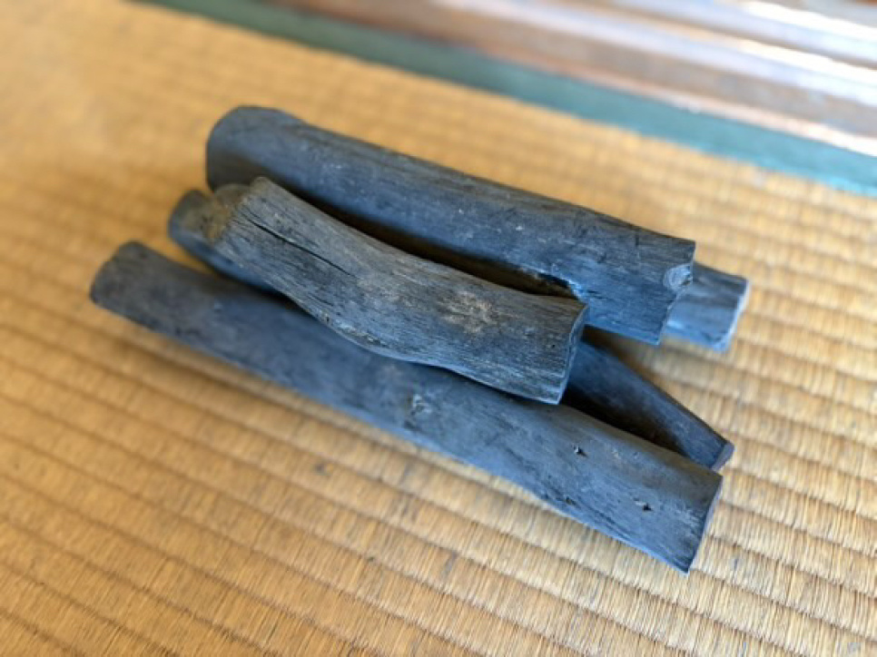 Charbon de bois, Kishu-Binchotan de chêne Ubamegashi, environ 1kg - Kisyu Sumikobo