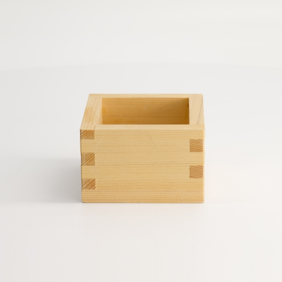 Masu, coupe à saké en bois, 8 x 8 cm