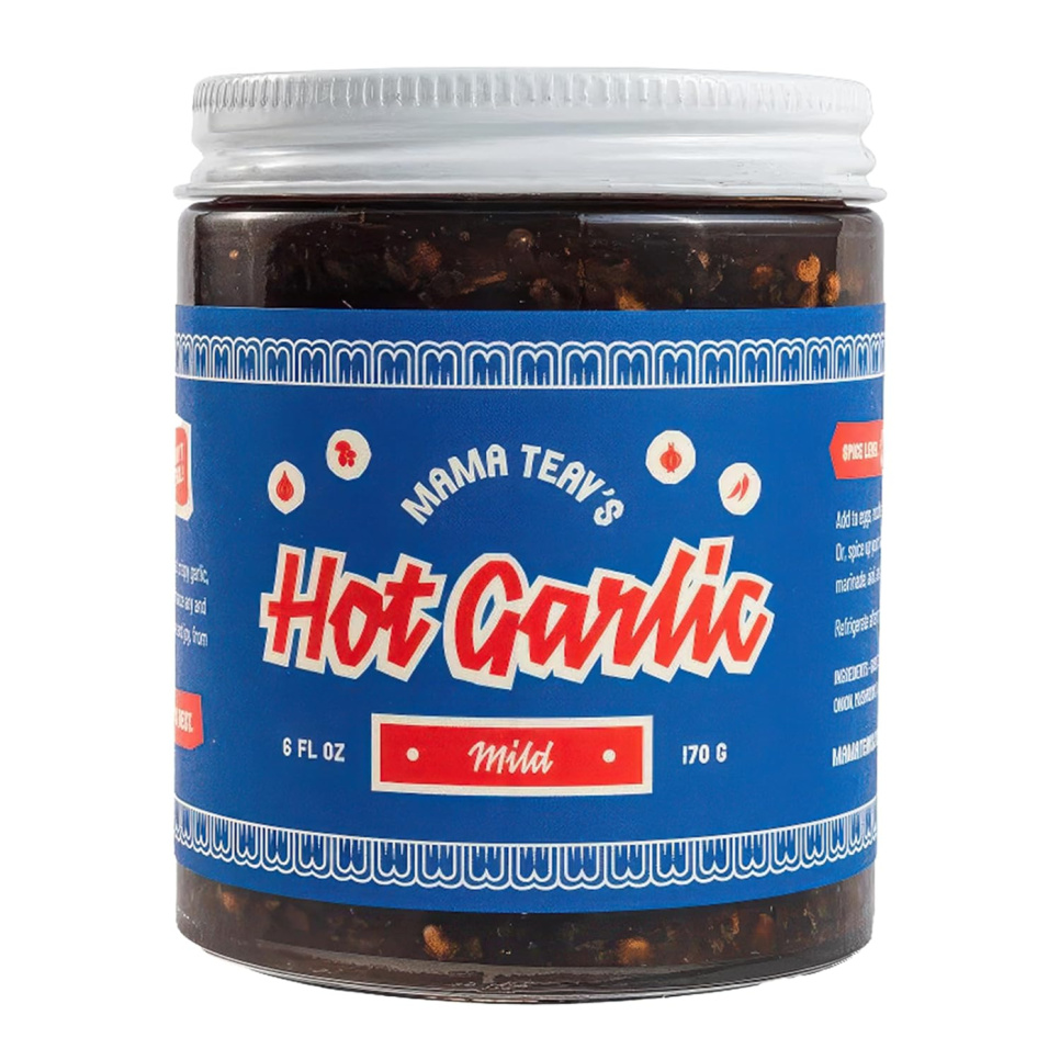 Mama Teav\'s Hot Garlic Chili Crisp (Mild), 170 g dans le groupe Cuisine / Autour du monde l\'adresse The Kitchen Lab (2253-33184)