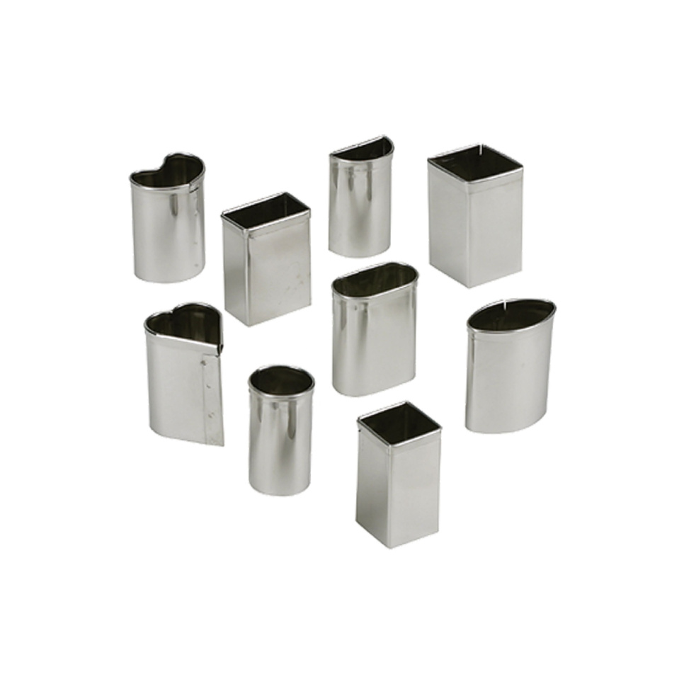 Emporte-pièces pour petits fours, formes assorties, set de 9 pièces - Schneider dans le groupe Pâtisserie / Ustensiles à pâtisserie / Coupe-pâte et emporte-pièce l\'adresse The Kitchen Lab (2254-33783)