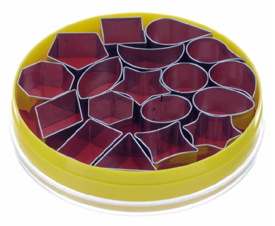 Petits emporte-pièces, formes géométriques assorties, set de 18 pièces - Schneider dans le groupe Pâtisserie / Ustensiles à pâtisserie / Coupe-pâte et emporte-pièce l\'adresse The Kitchen Lab (2254-33784)