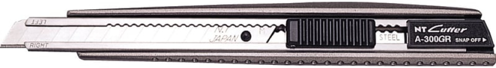 Cutter japonais - NT Cutter A-300GR dans le groupe Pâtisserie / Ustensiles à pâtisserie / Coupe-pâte et couteaux à pâte l\'adresse The Kitchen Lab (2290-36294)