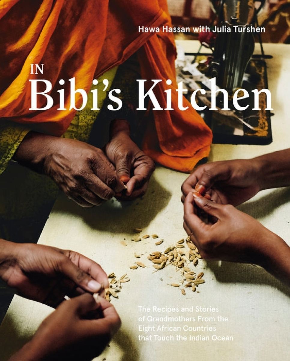 In Bibi´s Kitchen - Hawa Hassan, Julia Turshen dans le groupe Cuisine / Livres de cuisine / Cuisines nationales et régionales / l\'adresse The Kitchen Lab (2304-36025)